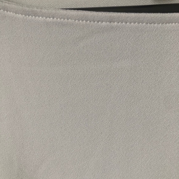 Banana republic women’s 3/4 bell sleeve top - Picture 6 of 6